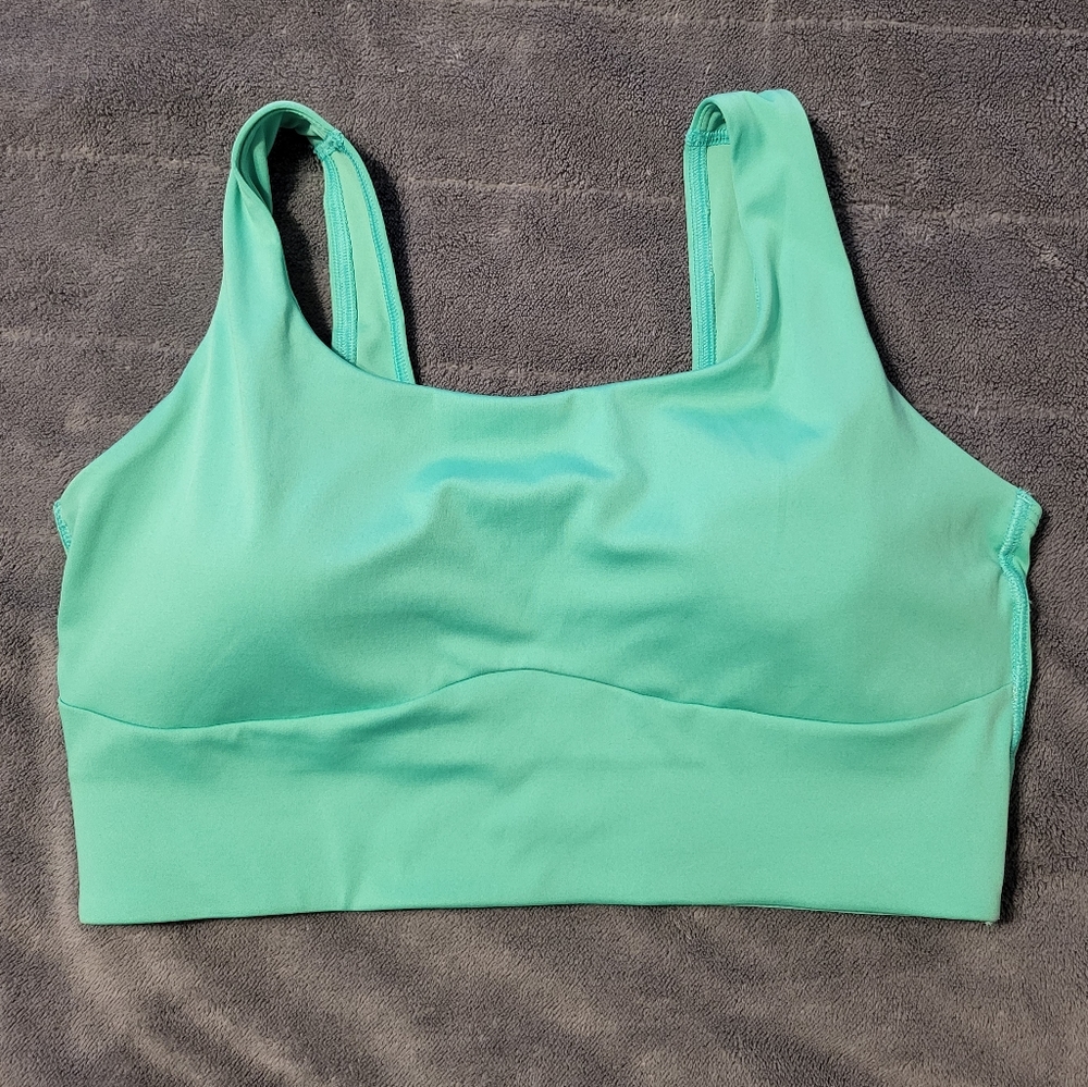 NWOT L Gymshark Longline Bra